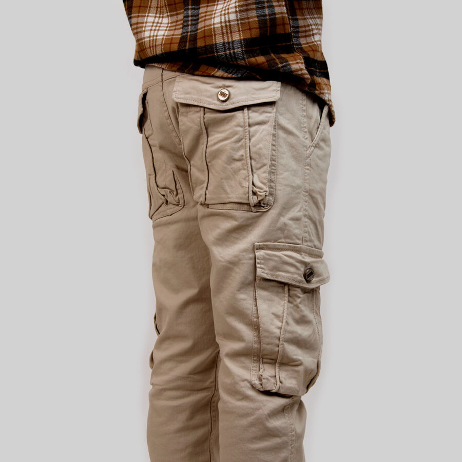 Pantalón Cargo Hombre con bolsillos amplios - Imagen 3