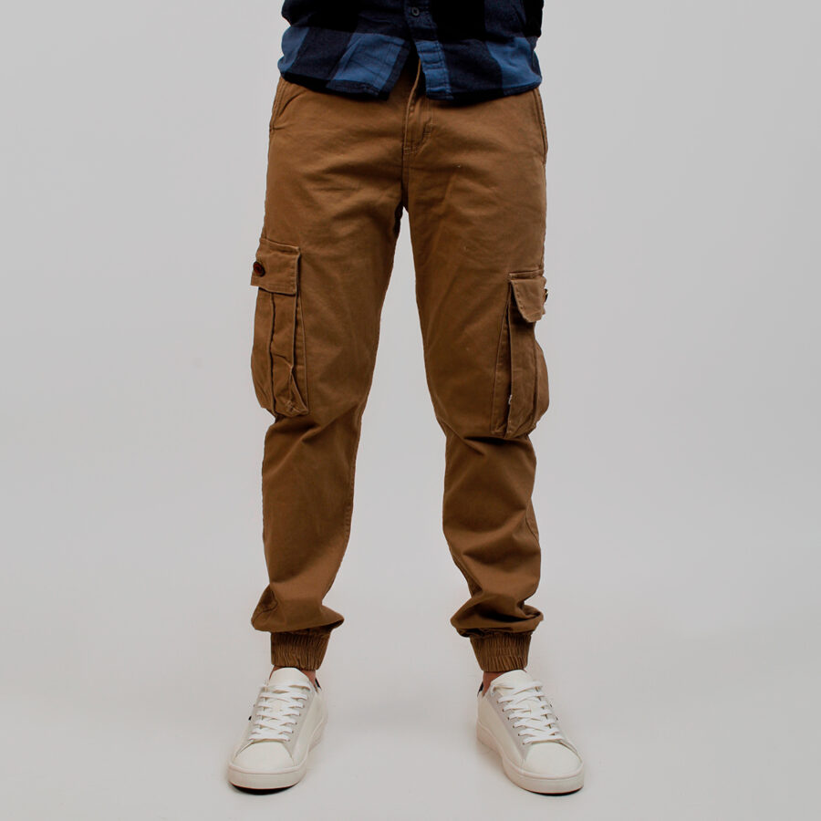 Pantalón Cargo fit marrón con puño en bota - Imagen 4